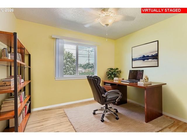 1700 Se 4TH St, Gresham, OR 97080