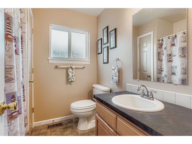 1700 Se 4TH St, Gresham, OR 97080