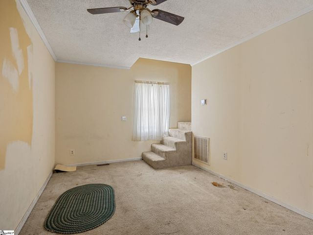 155 Ridings Road, Campobello, SC 29322