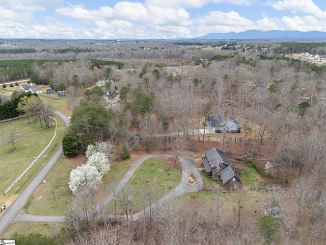 155 Ridings Road, Campobello, SC 29322