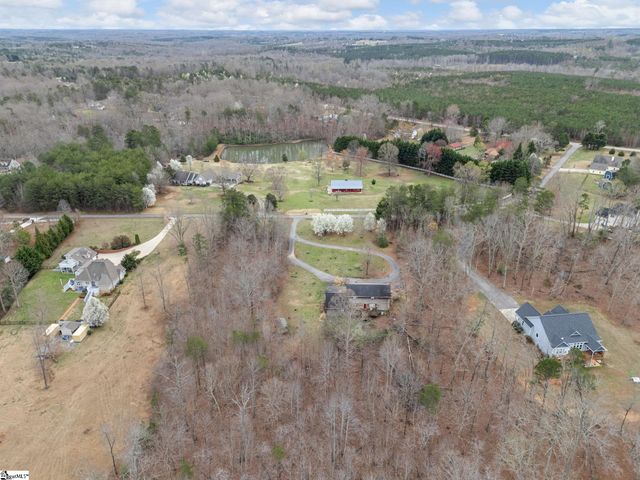 155 Ridings Road, Campobello, SC 29322