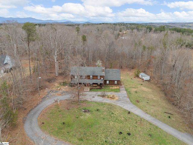 155 Ridings Road, Campobello, SC 29322