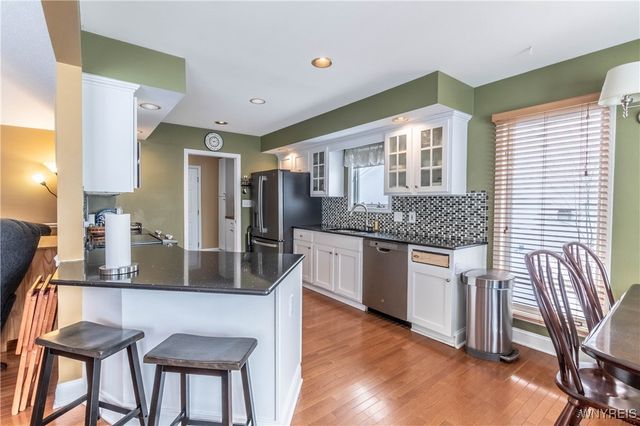 7054 Brian Lane, Wheatfield, NY 14304