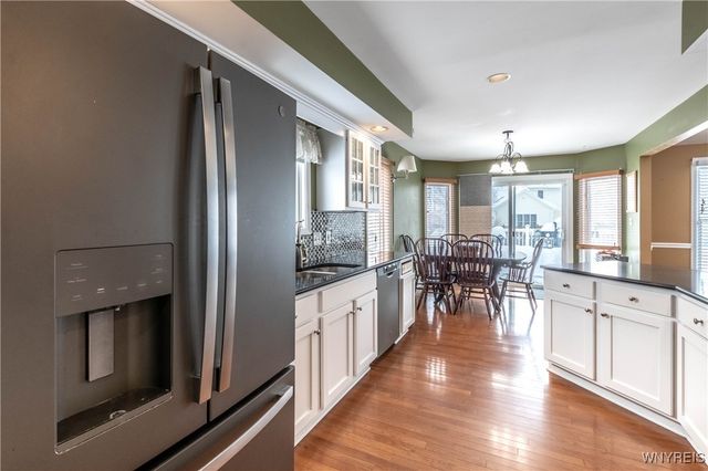 7054 Brian Lane, Wheatfield, NY 14304