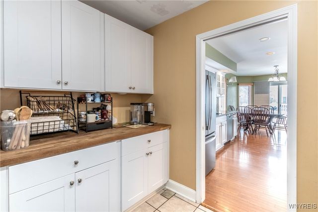 7054 Brian Lane, Wheatfield, NY 14304