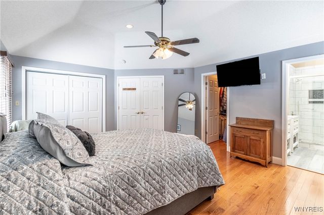 7054 Brian Lane, Wheatfield, NY 14304