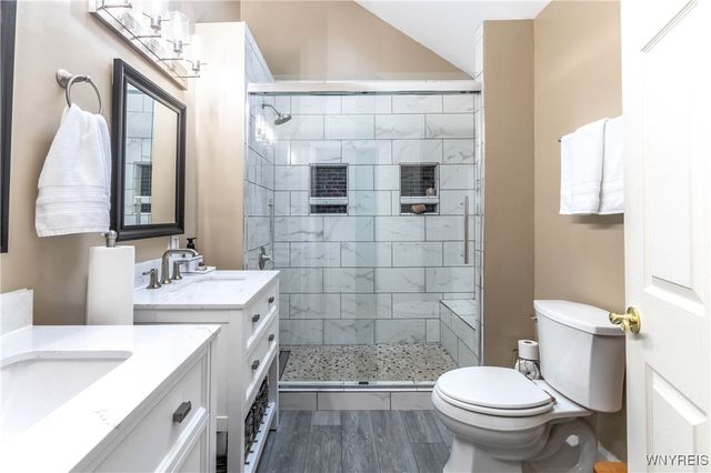 7054 Brian Lane, Wheatfield, NY 14304