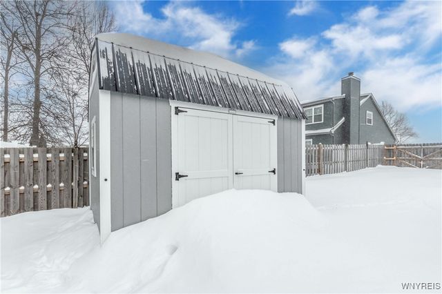 7054 Brian Lane, Wheatfield, NY 14304