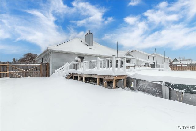 7054 Brian Lane, Wheatfield, NY 14304