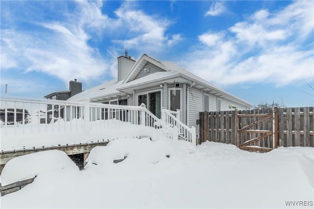 7054 Brian Lane, Wheatfield, NY 14304