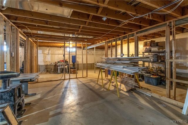 7054 Brian Lane, Wheatfield, NY 14304