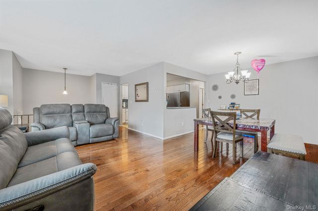 94 Harrison Avenue, Bethpage, NY 11714