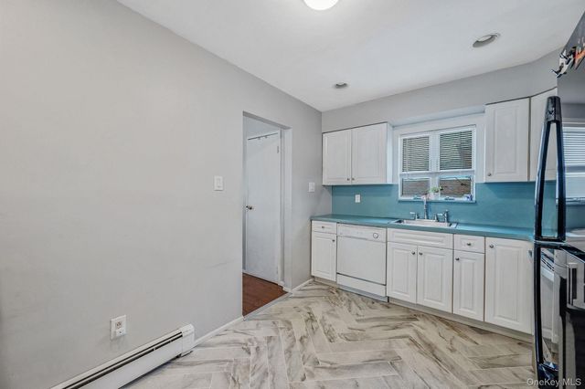 94 Harrison Avenue, Bethpage, NY 11714