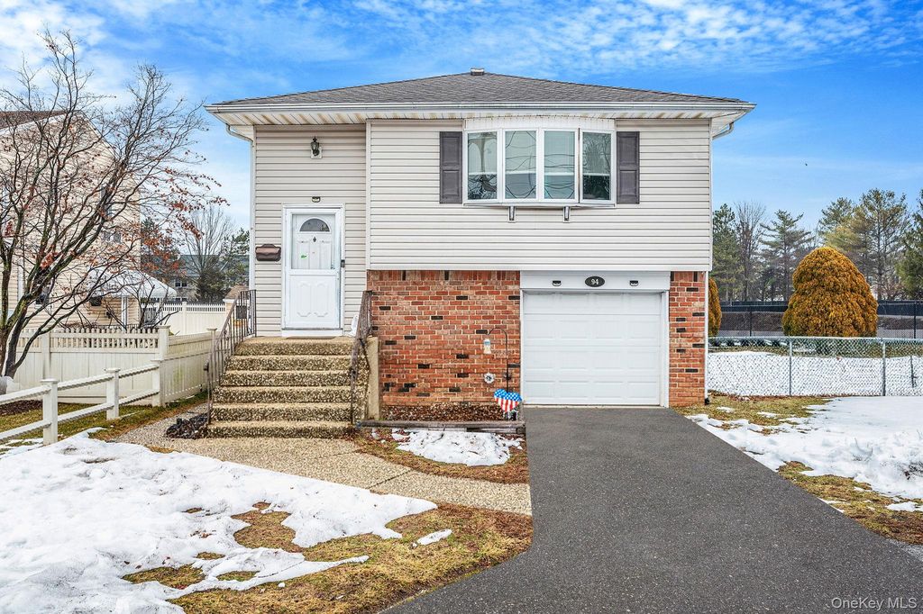 94 Harrison Avenue, Bethpage, NY 11714
