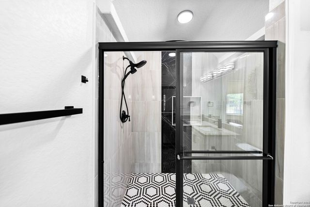 3307 W Salinas, San Antonio, TX 78207