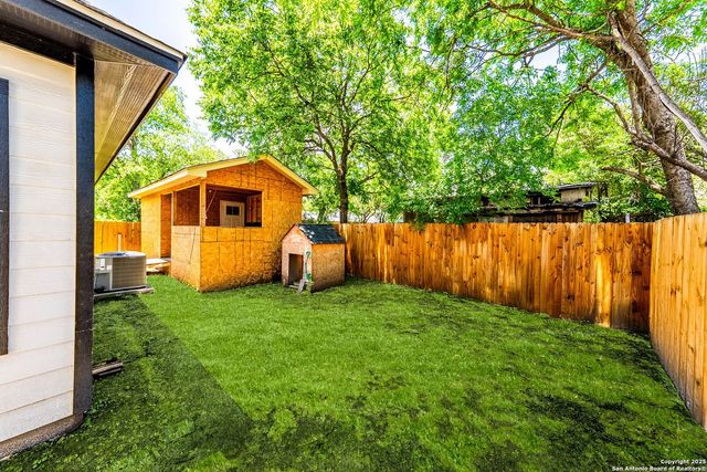 3307 W Salinas, San Antonio, TX 78207