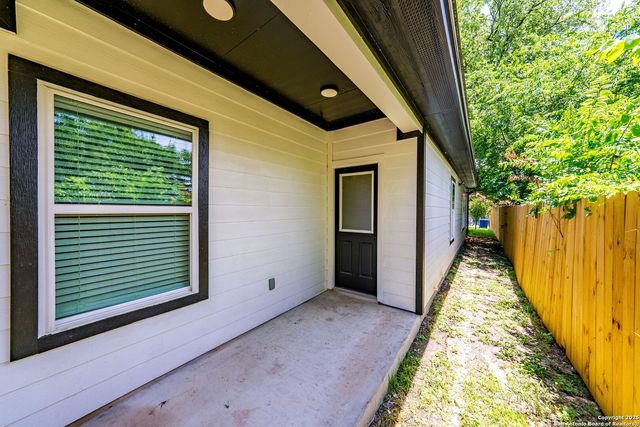 3307 W Salinas, San Antonio, TX 78207