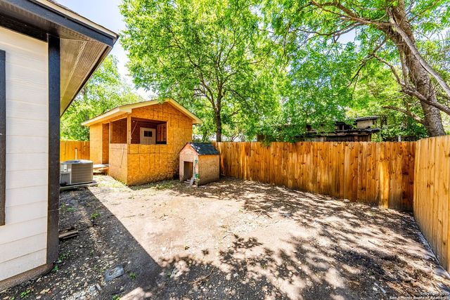 3307 W Salinas, San Antonio, TX 78207