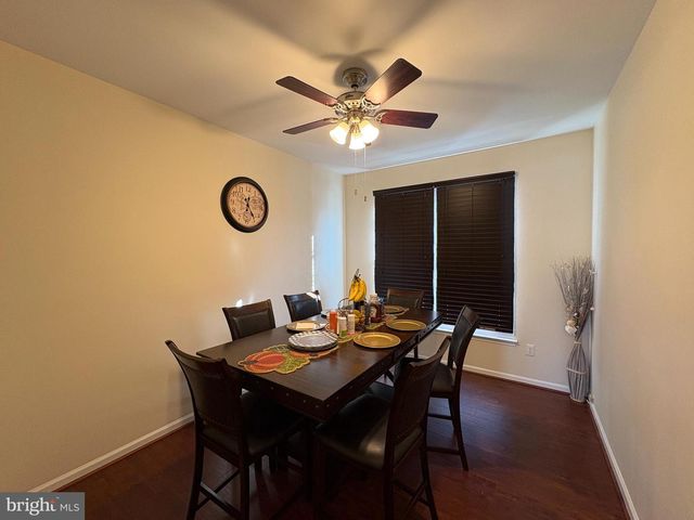 8 CREEKWOOD DR, Bordentown, NJ 08505