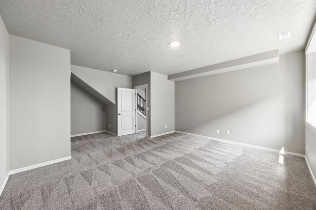 1719 S Incline Dr, Spokane, WA 99016