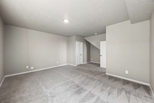 1719 S Incline Dr, Spokane, WA 99016