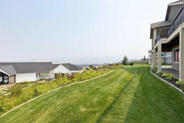 1719 S Incline Dr, Spokane, WA 99016