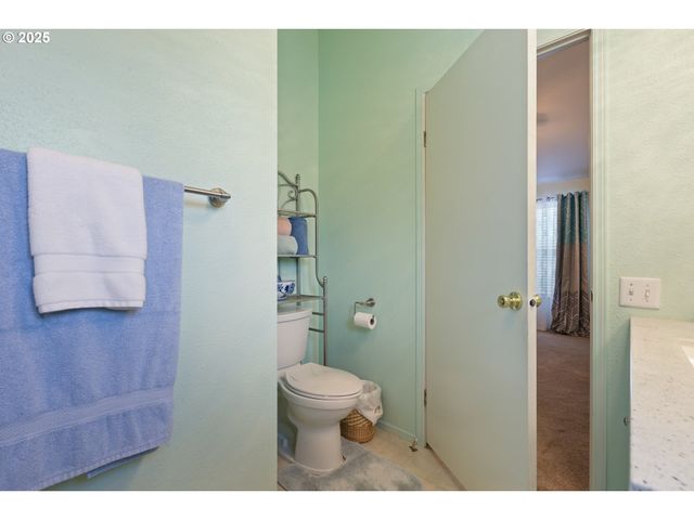 281 HEAVENLY Ct, Sutherlin, OR 97479