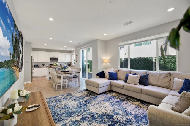 8511 Yucca St, Santee, CA 92071