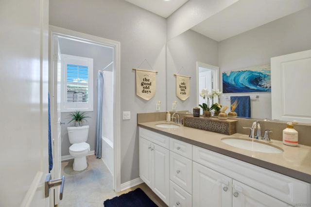 8511 Yucca St, Santee, CA 92071