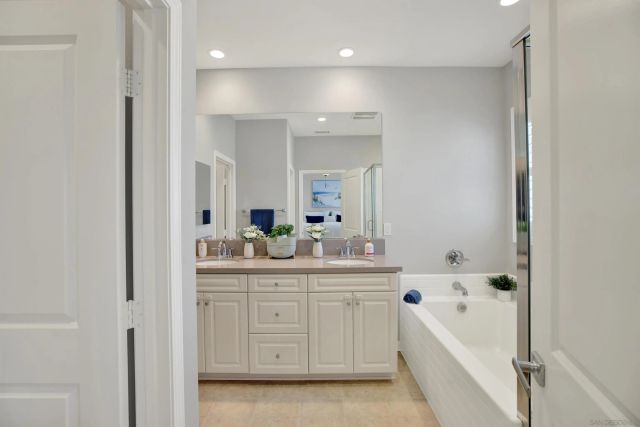 8511 Yucca St, Santee, CA 92071