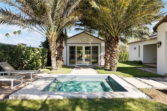 8901 N 2nd Street, Mcallen, TX 78504