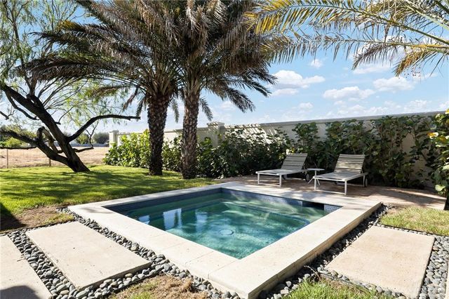 8901 N 2nd Street, Mcallen, TX 78504