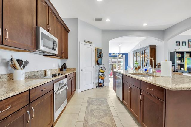 32049 STONE MEADOW COURT, Sorrento, FL 32776