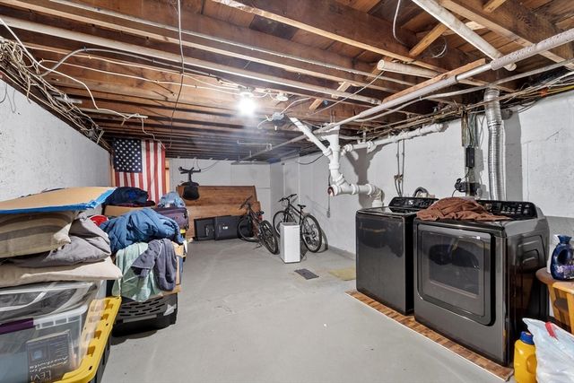 18 Dunham Rd, Beverly, MA 01915