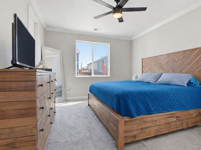 924 N Waterloo Street, Aurora, CO 80018