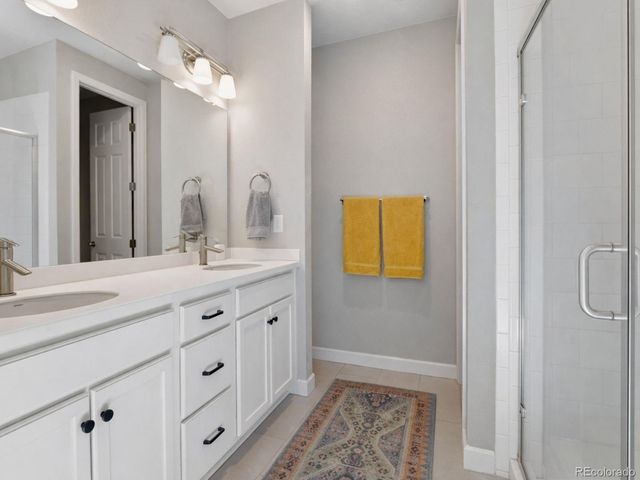 924 N Waterloo Street, Aurora, CO 80018