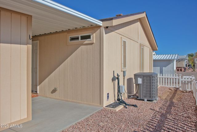 11596 W SIERRA DAWN Boulevard 46, Surprise, AZ 85378