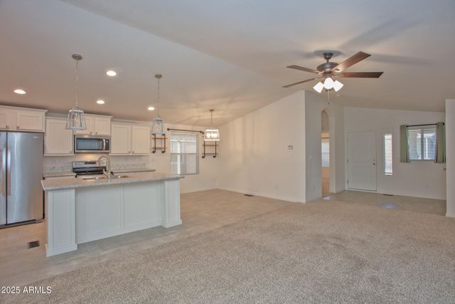 11596 W SIERRA DAWN Boulevard 46, Surprise, AZ 85378