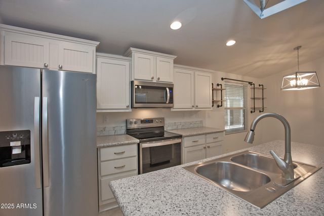 11596 W SIERRA DAWN Boulevard 46, Surprise, AZ 85378