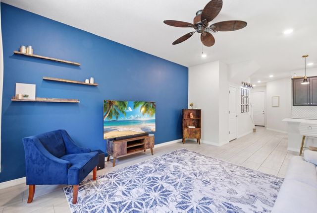 8293 Catria Lane, Lake Worth, FL 33467