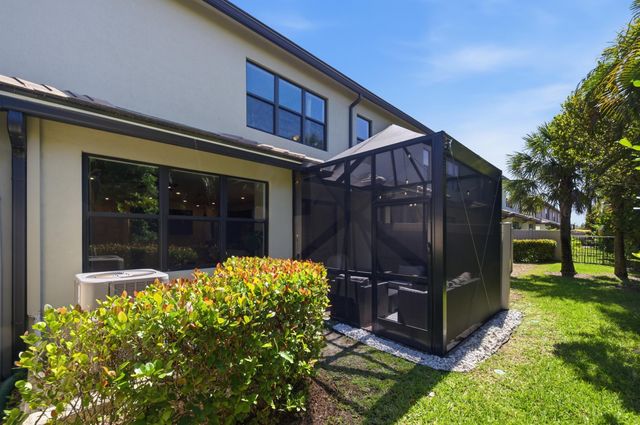 8293 Catria Lane, Lake Worth, FL 33467
