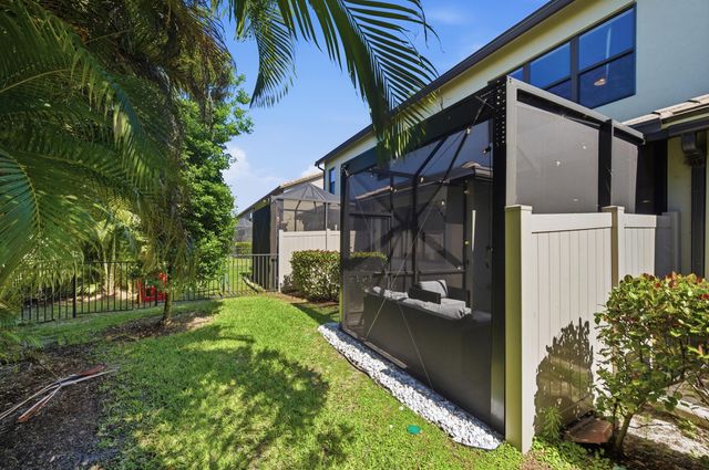 8293 Catria Lane, Lake Worth, FL 33467