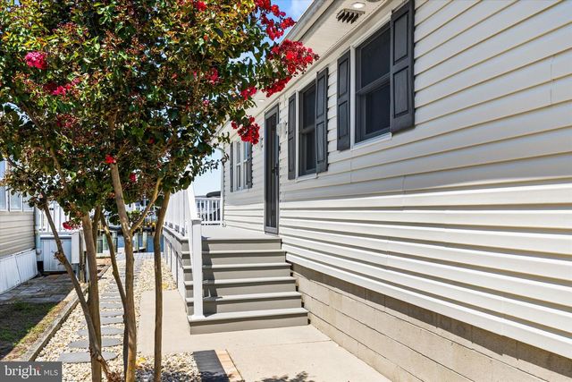 216 BEACHCOMBER LN, Ocean City, MD 21842