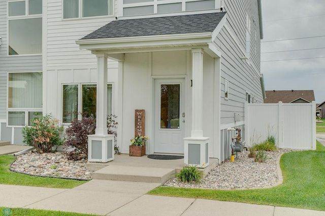 4390 46th Avenue S D, Fargo, ND 58104