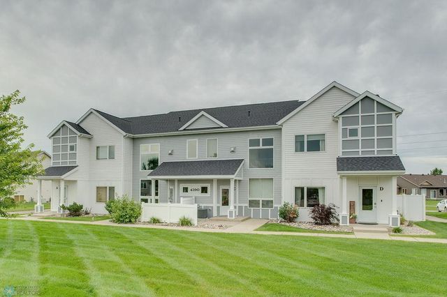 4390 46th Avenue S D, Fargo, ND 58104