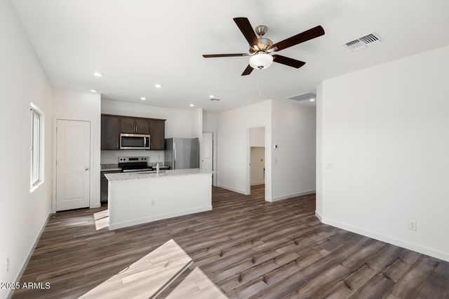 627 W PINTAIL Drive, Casa Grande, AZ 85122