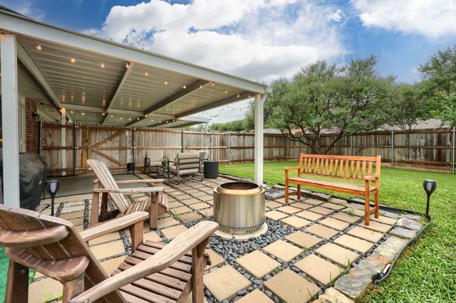 1837 Paxton Drive, Carrollton, TX 75007