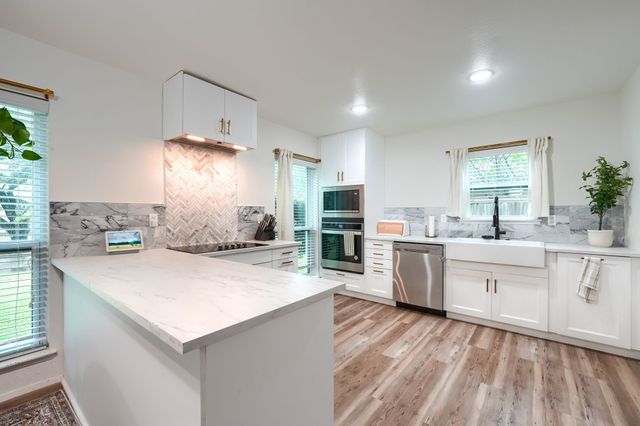 1837 Paxton Drive, Carrollton, TX 75007