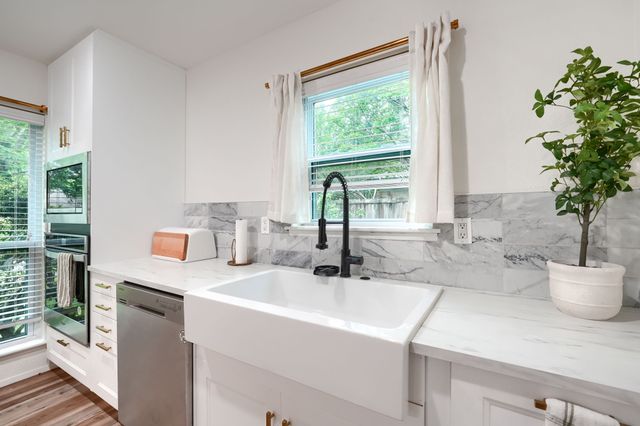 1837 Paxton Drive, Carrollton, TX 75007