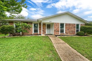 1837 Paxton Drive, Carrollton, TX 75007